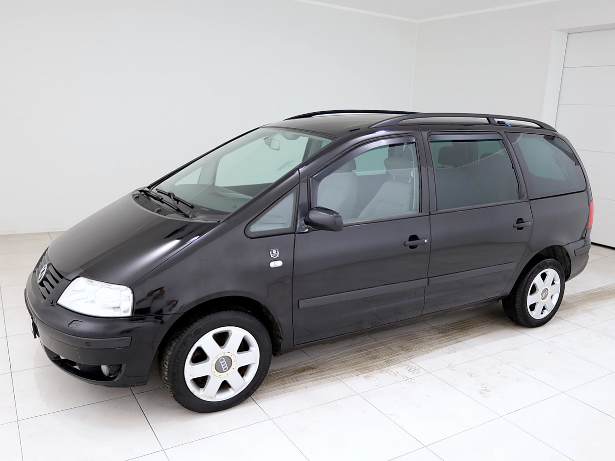 Volkswagen Sharan Comfortline ATM 1.8 110 kW - Photo 2