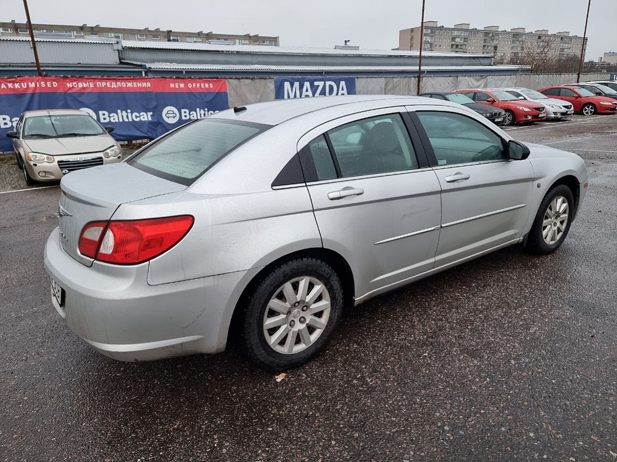 Chrysler Sebring Comfort ATM 2.4 105 kW - Photo 3