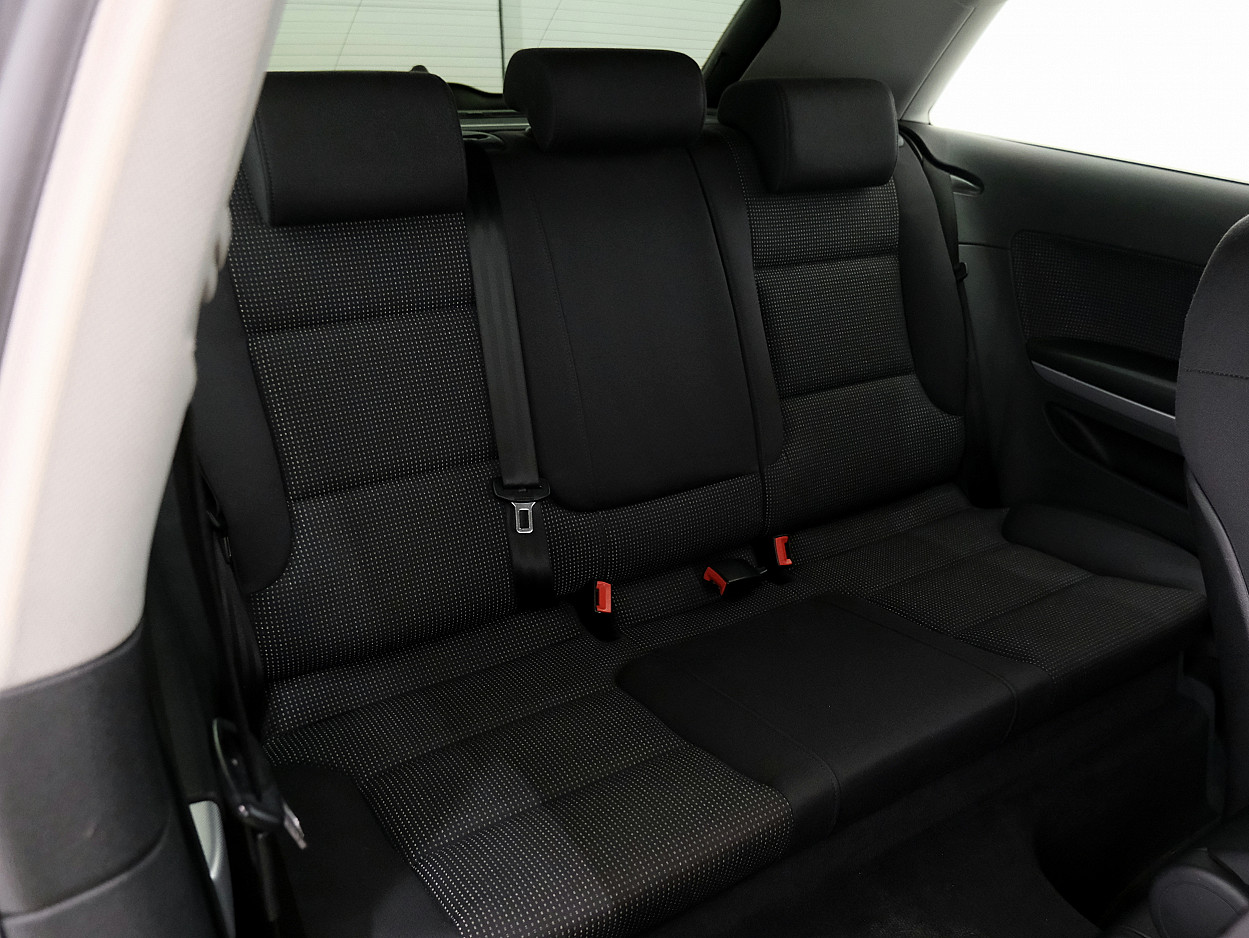 Audi A3 Comfortline ATM 1.6 75 kW - Photo 7