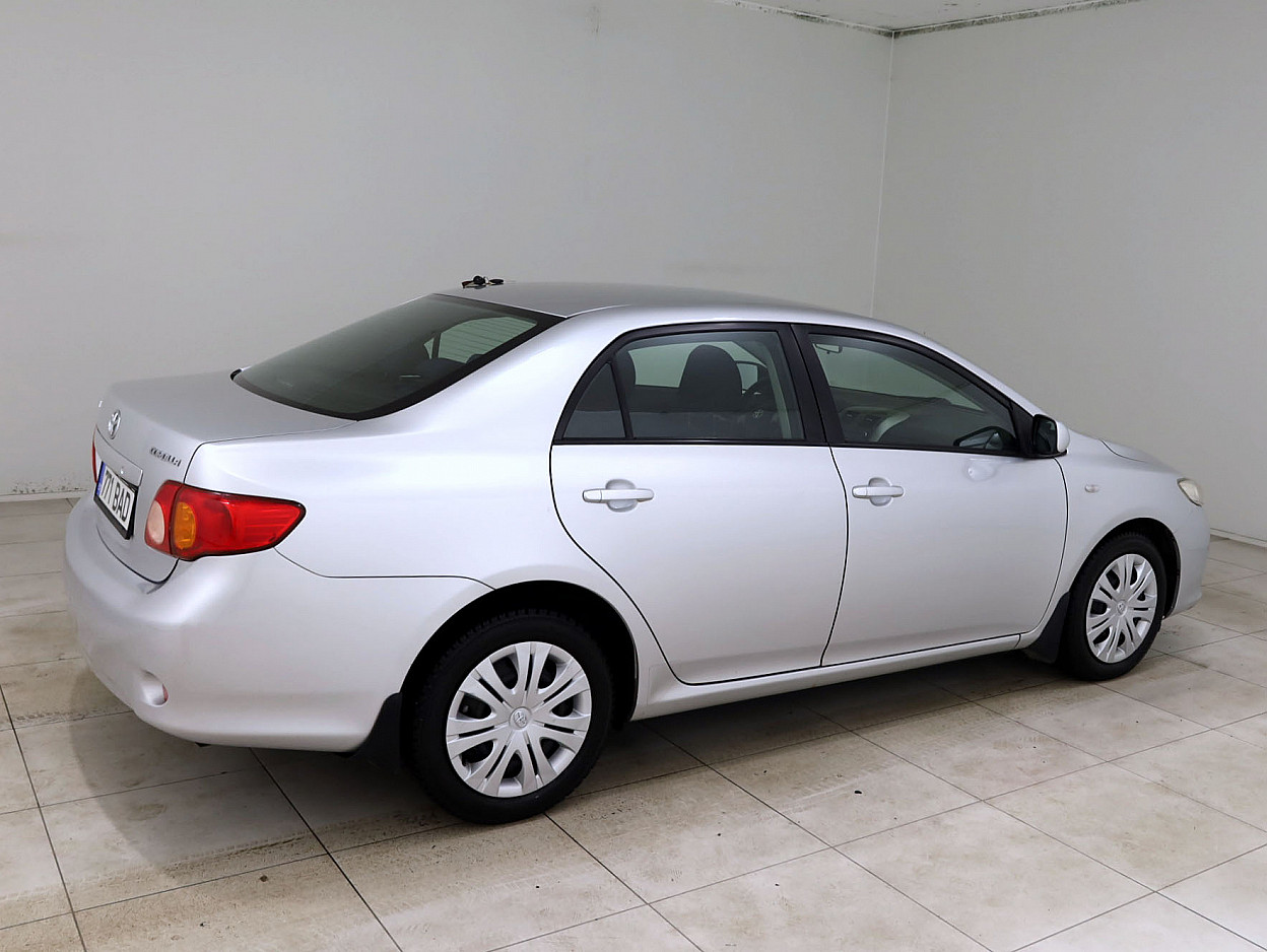 Toyota Corolla Linea Sol ATM 1.6 91 kW - Photo 3