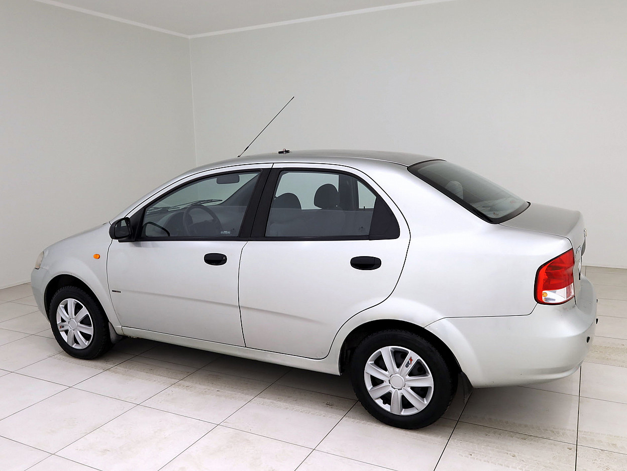 Chevrolet Aveo City 1.4 61 kW - Photo 4