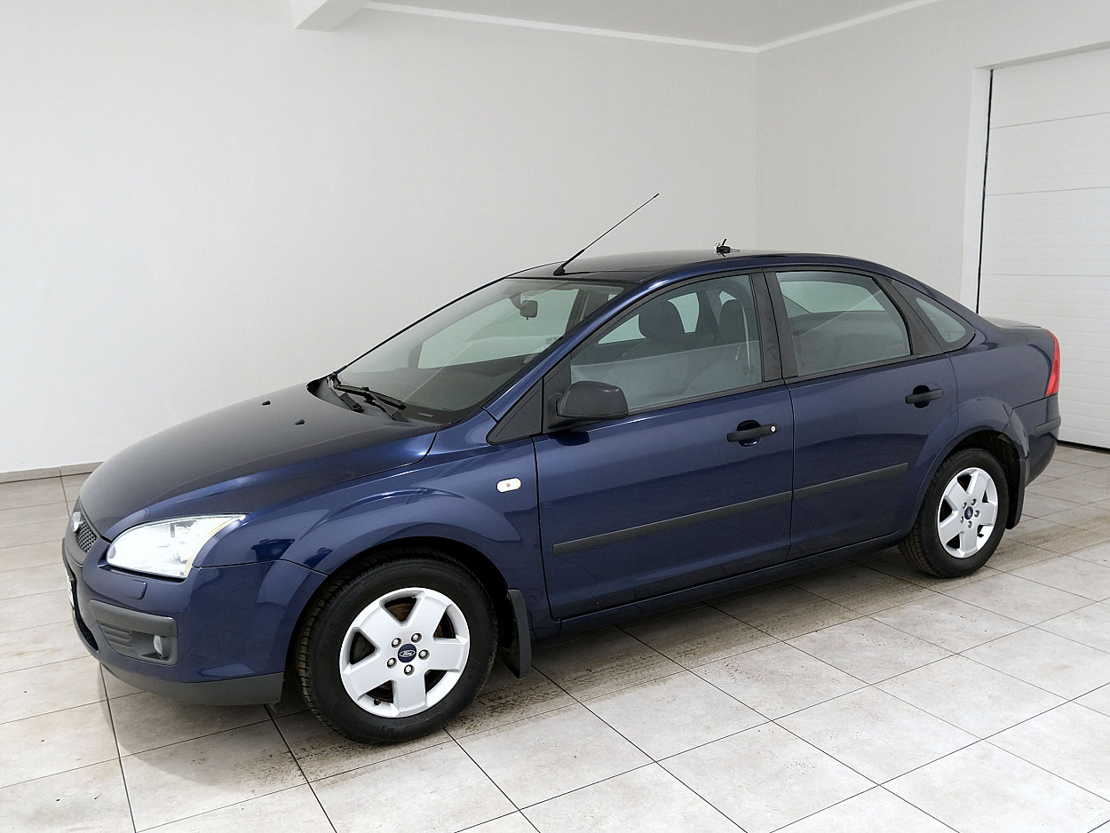 Ford Focus Trend 1.6 74 kW - Photo 2