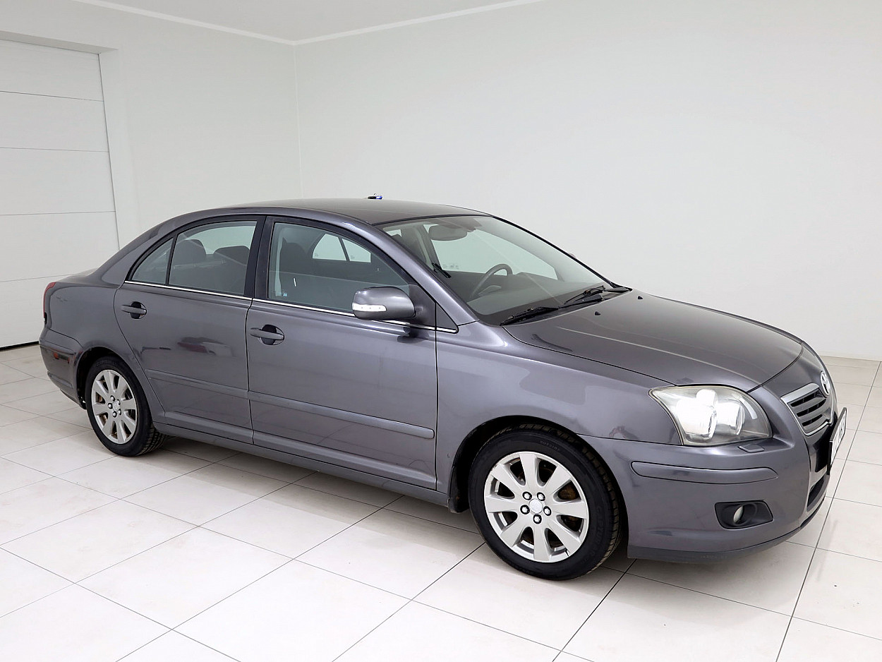 Toyota Avensis Linea Sol Facelift ATM 1.8 95 kW - Photo 1