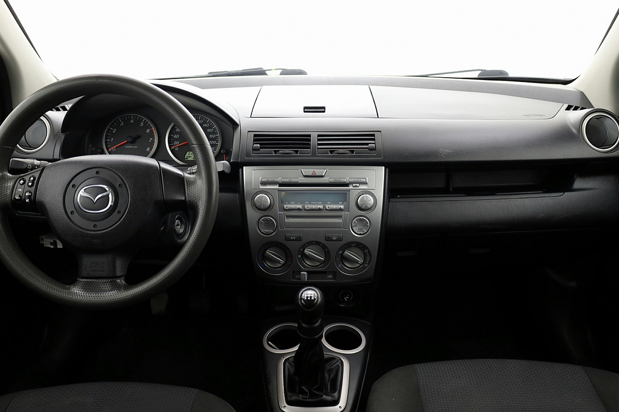 Mazda 2 Elegance Facelift 1.4 59 kW - Photo 5