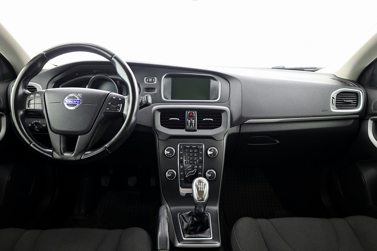 Volvo V40 Momentum 1.6 D4 84kW