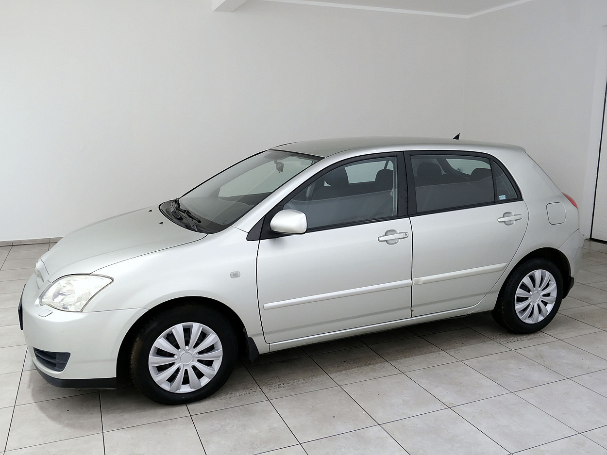 Toyota Corolla Linea Sol Facelift 1.4 71 kW - Photo 2