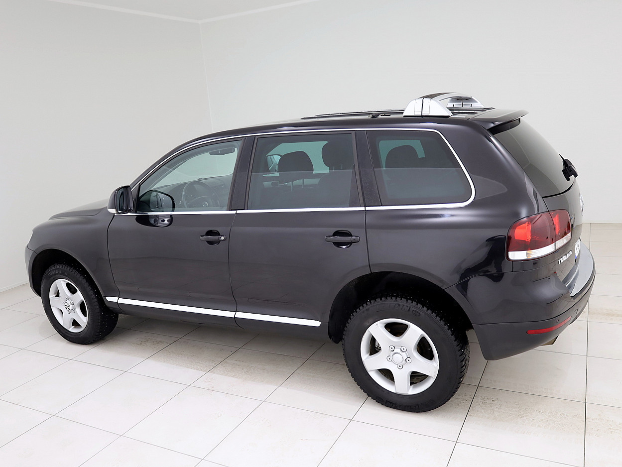 Volkswagen Touareg Highline Facelift ATM 2.5 TDI 120 kW - Photo 4