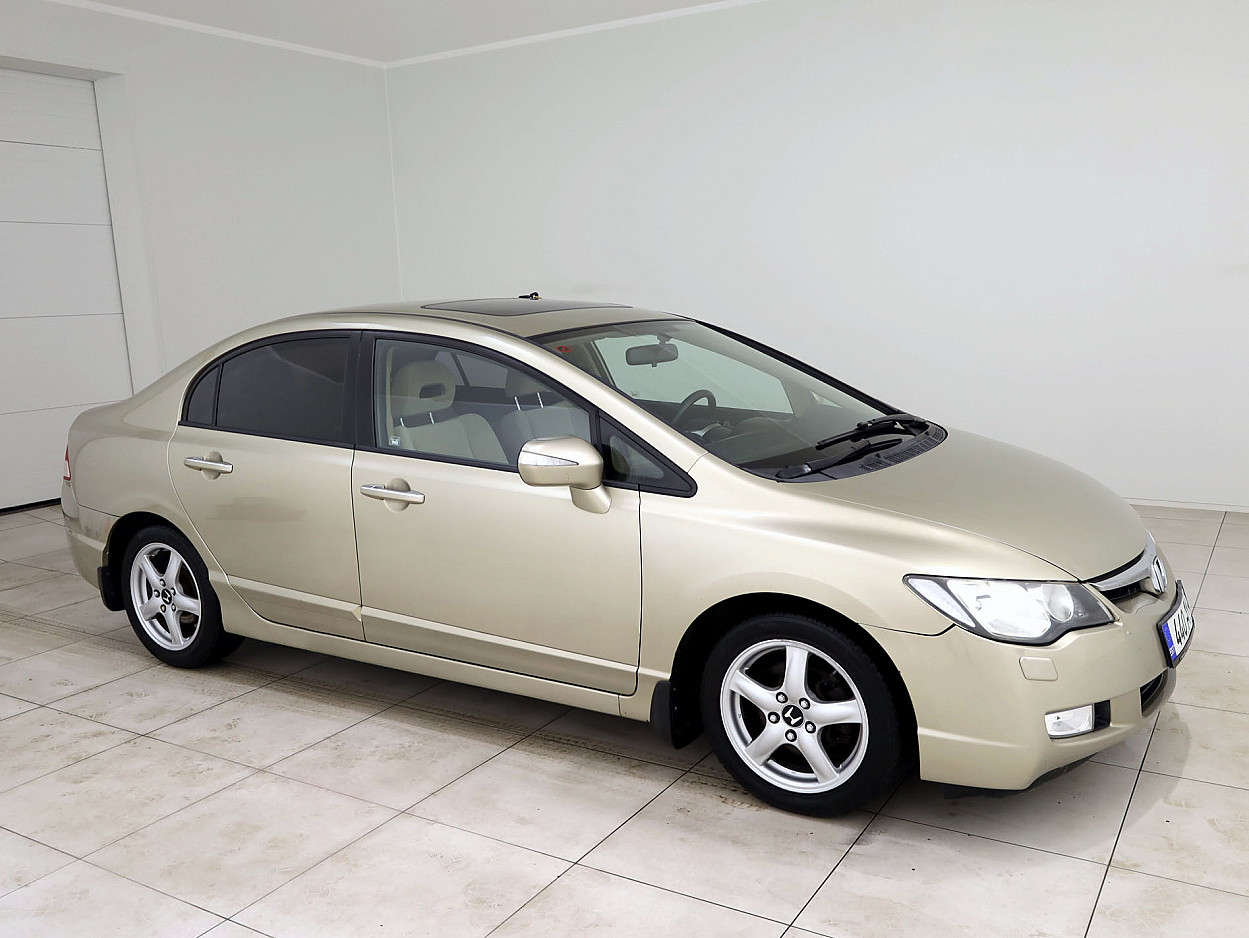 Honda Civic Elegance ATM 1.8 103 kW - Photo 1