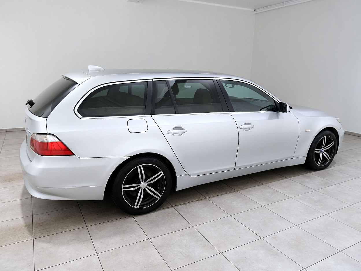 BMW 530 xDrive Executive ATM 3.0 XD 170 kW - Photo 3