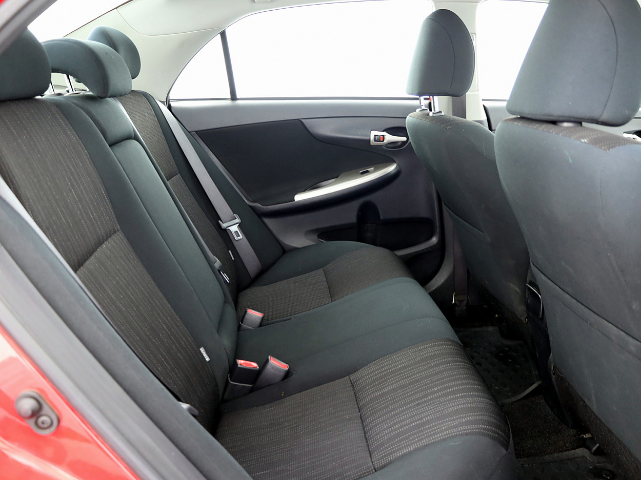 Toyota Corolla Linea Sol 1.6 91kW