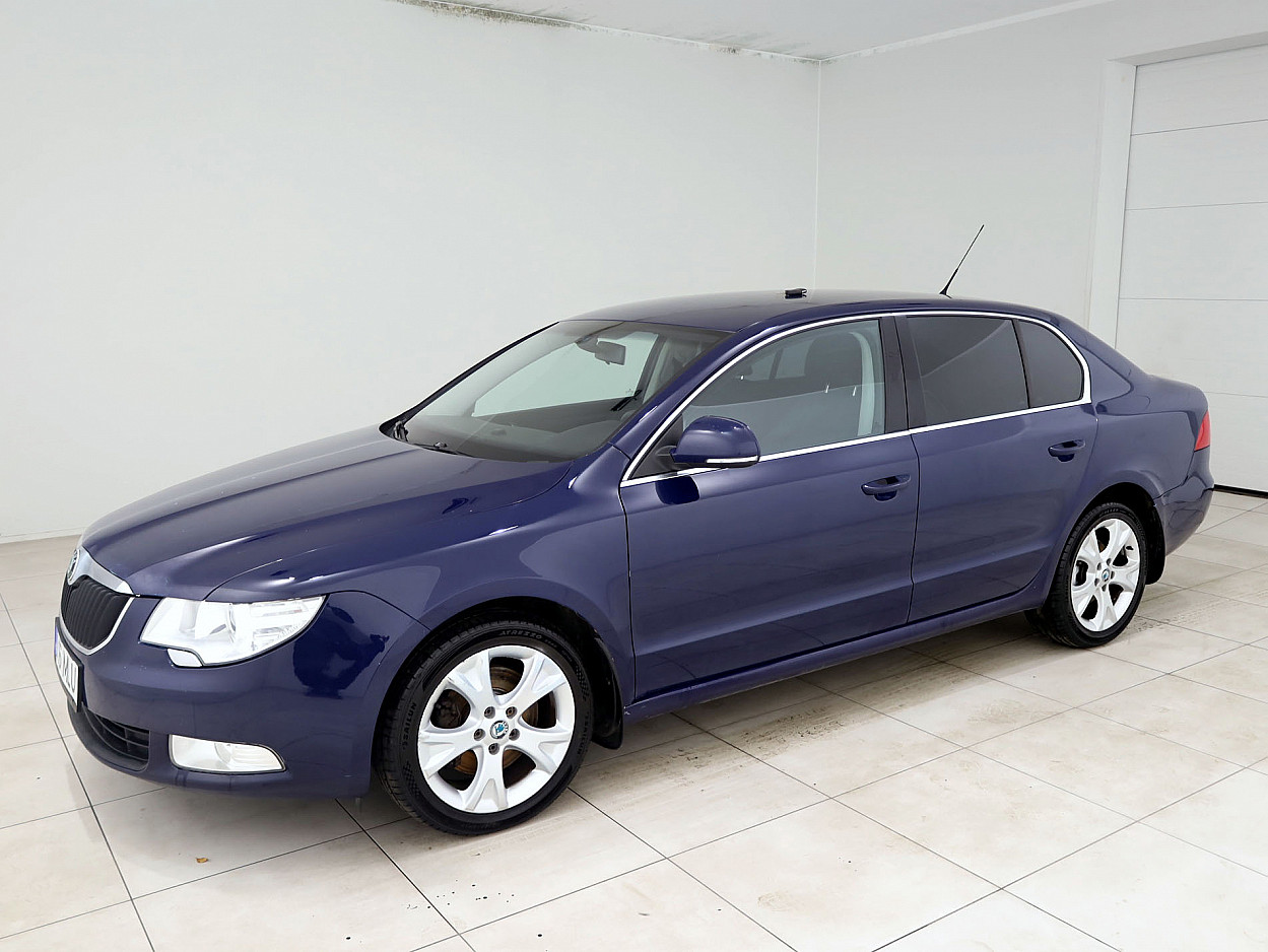 Skoda Superb Comfortline 1.8 118 kW - Photo 2