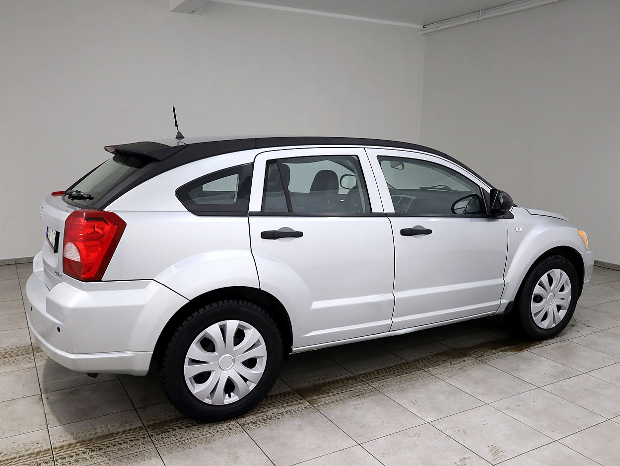 Dodge Caliber Comfort 2.0 CRD 103 kW - Photo 3