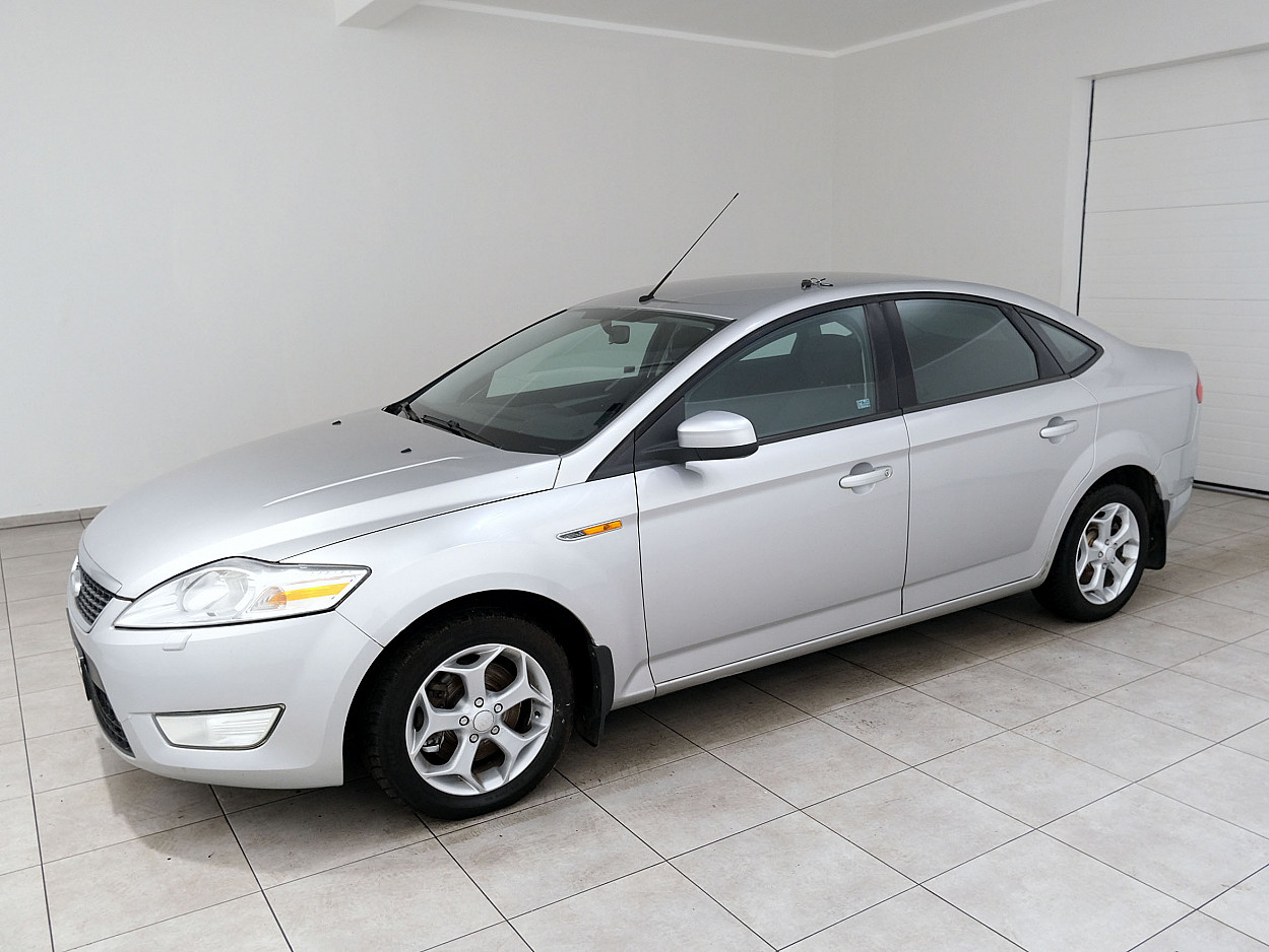 Ford Mondeo Comfort 2.0 107 kW - Photo 2