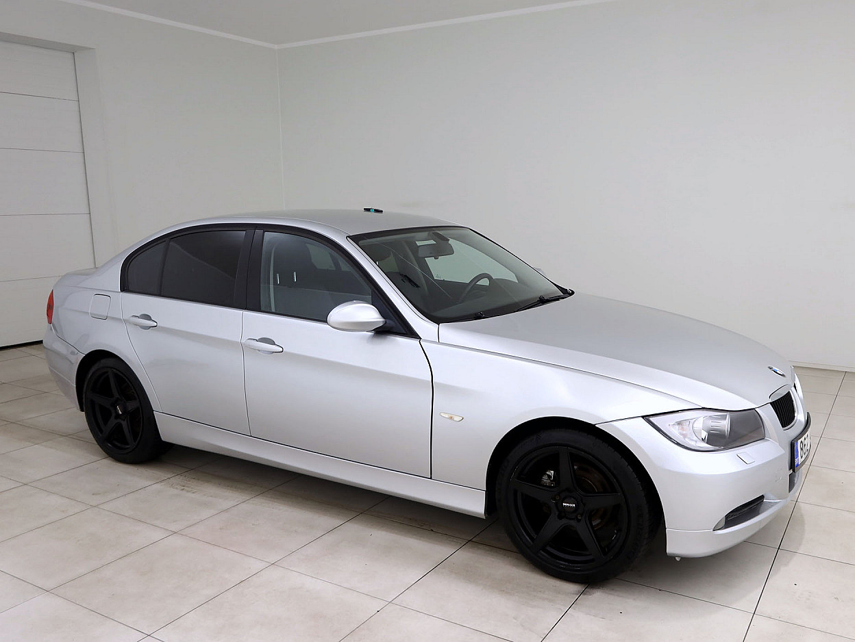 BMW 320 Sportpakett 2.0 110 kW - Photo 1