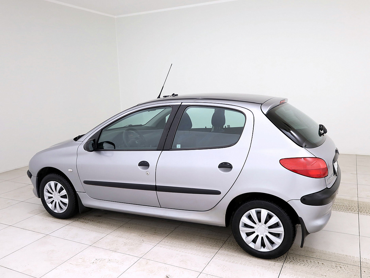 Peugeot 206 Elegance 1.1 44 kW - Photo 4