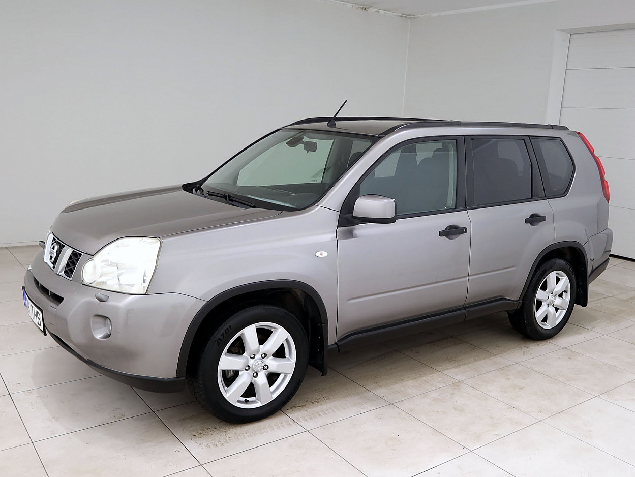 Nissan X-Trail Comfort ATM 2.0 104 kW - Photo 2