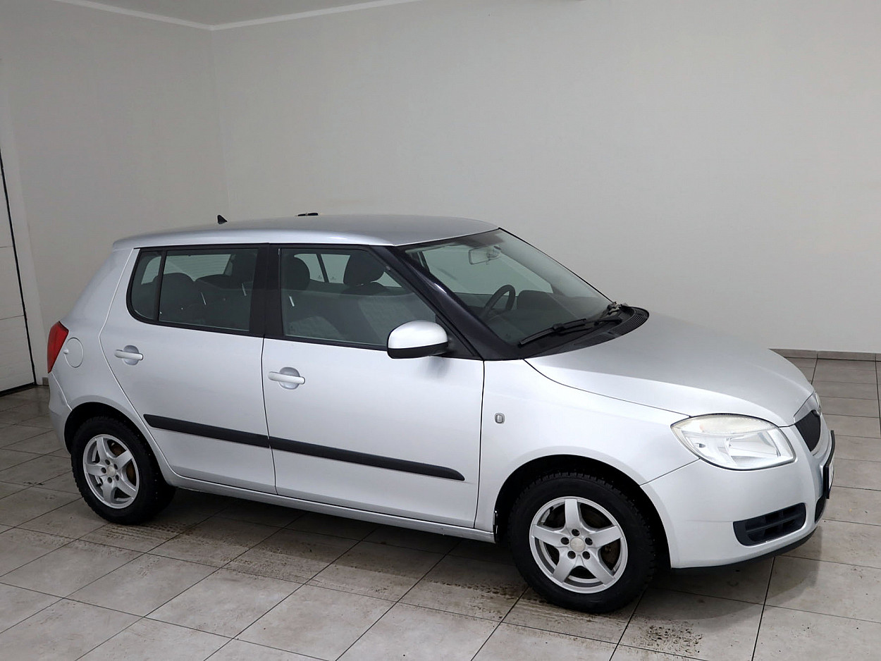 Skoda Fabia Comfortline 1.2 51 kW - Photo 1