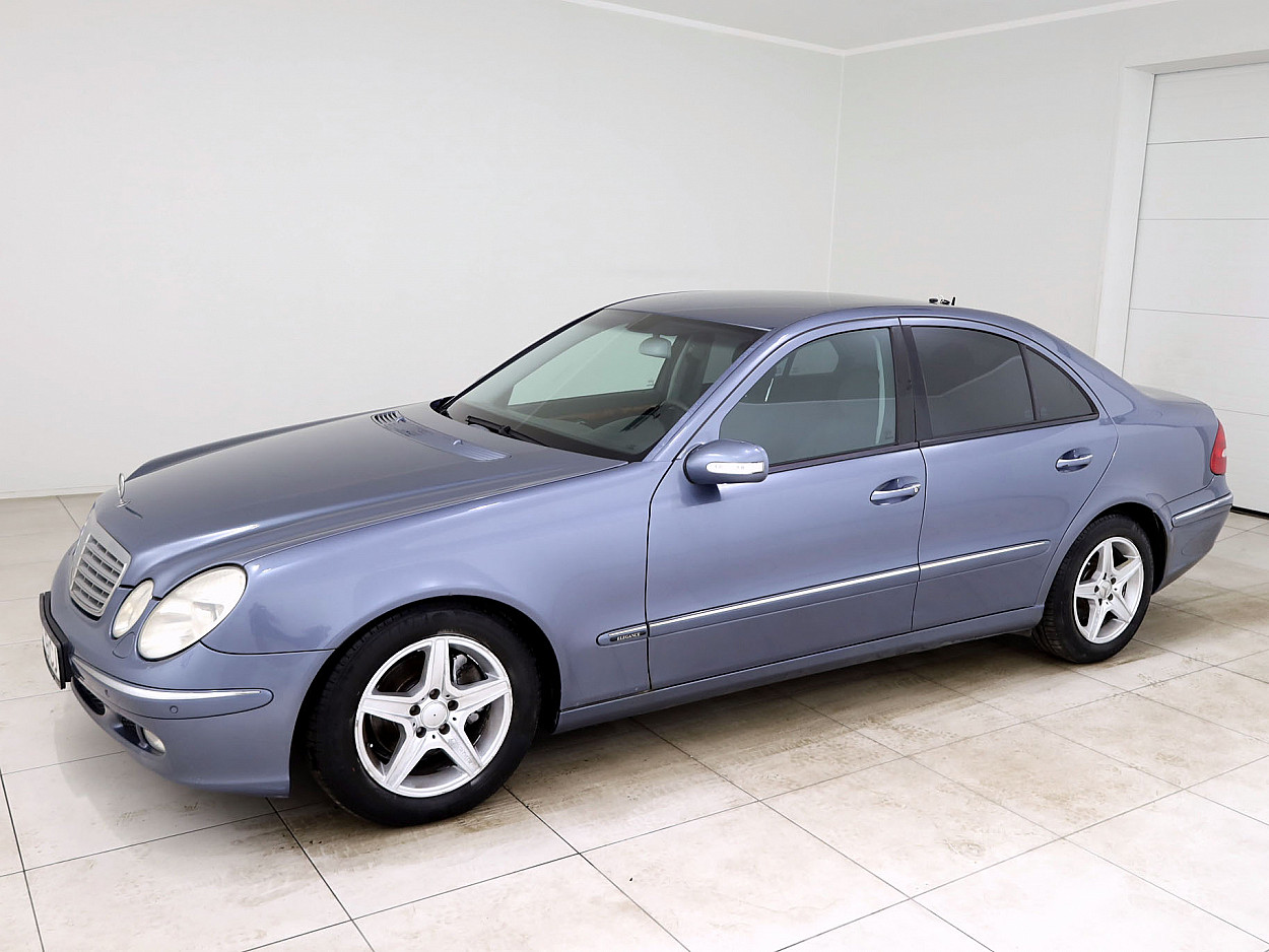 Mercedes-Benz E 320 Elegance ATM 3.2 CDI 150 kW - Photo 2