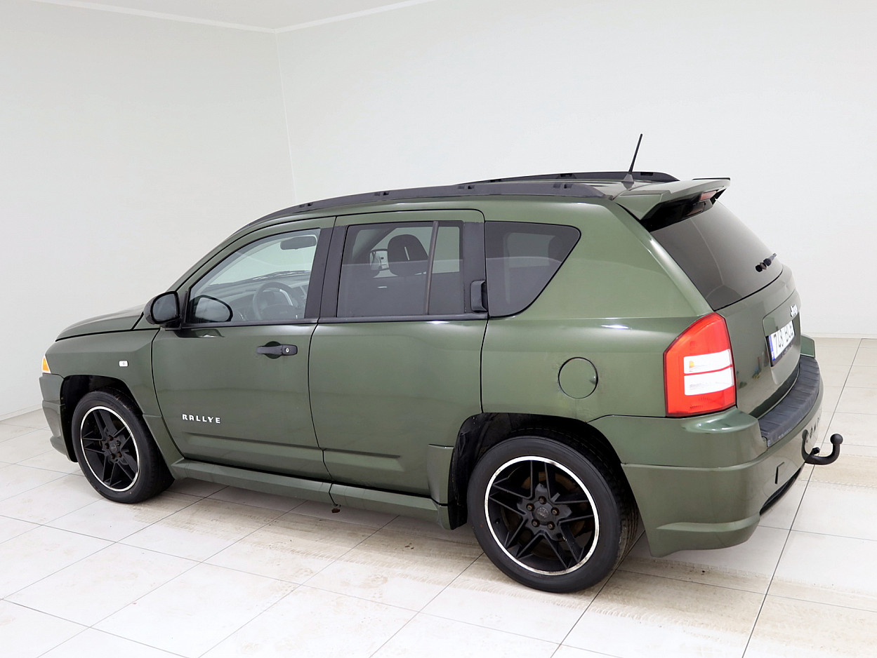 Jeep Compass Rallye ATM 2.4 125 kW - Photo 4