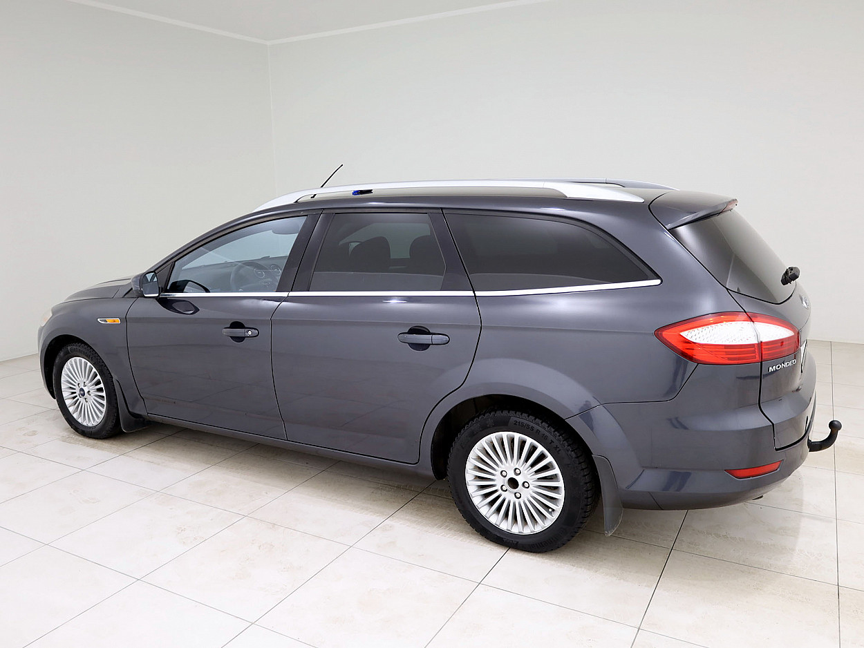 Ford Mondeo Comfort ATM 2.0 TDCi 103 kW - Photo 4