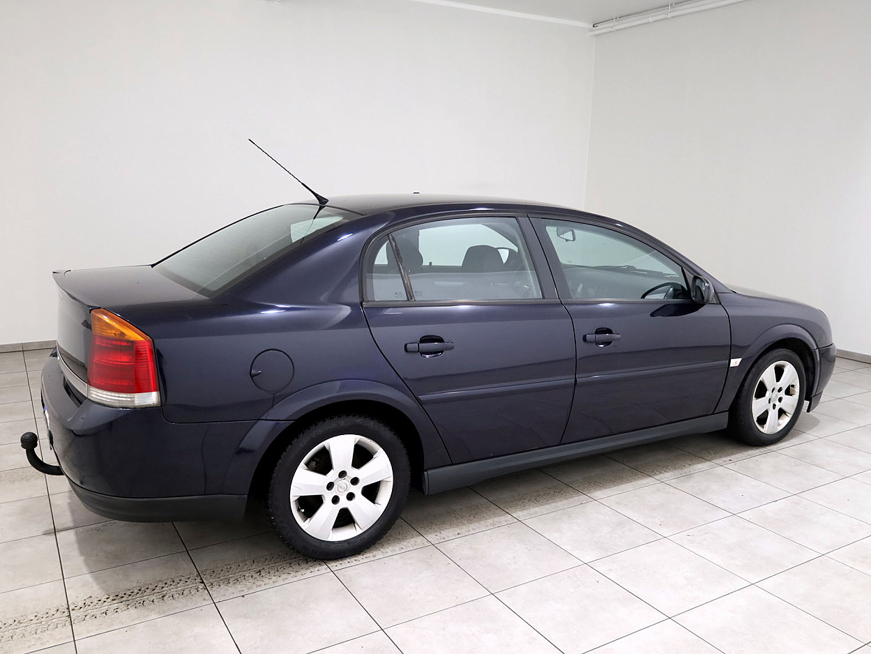 Opel Vectra GTS 1.9 CDTi 110 kW - Photo 3