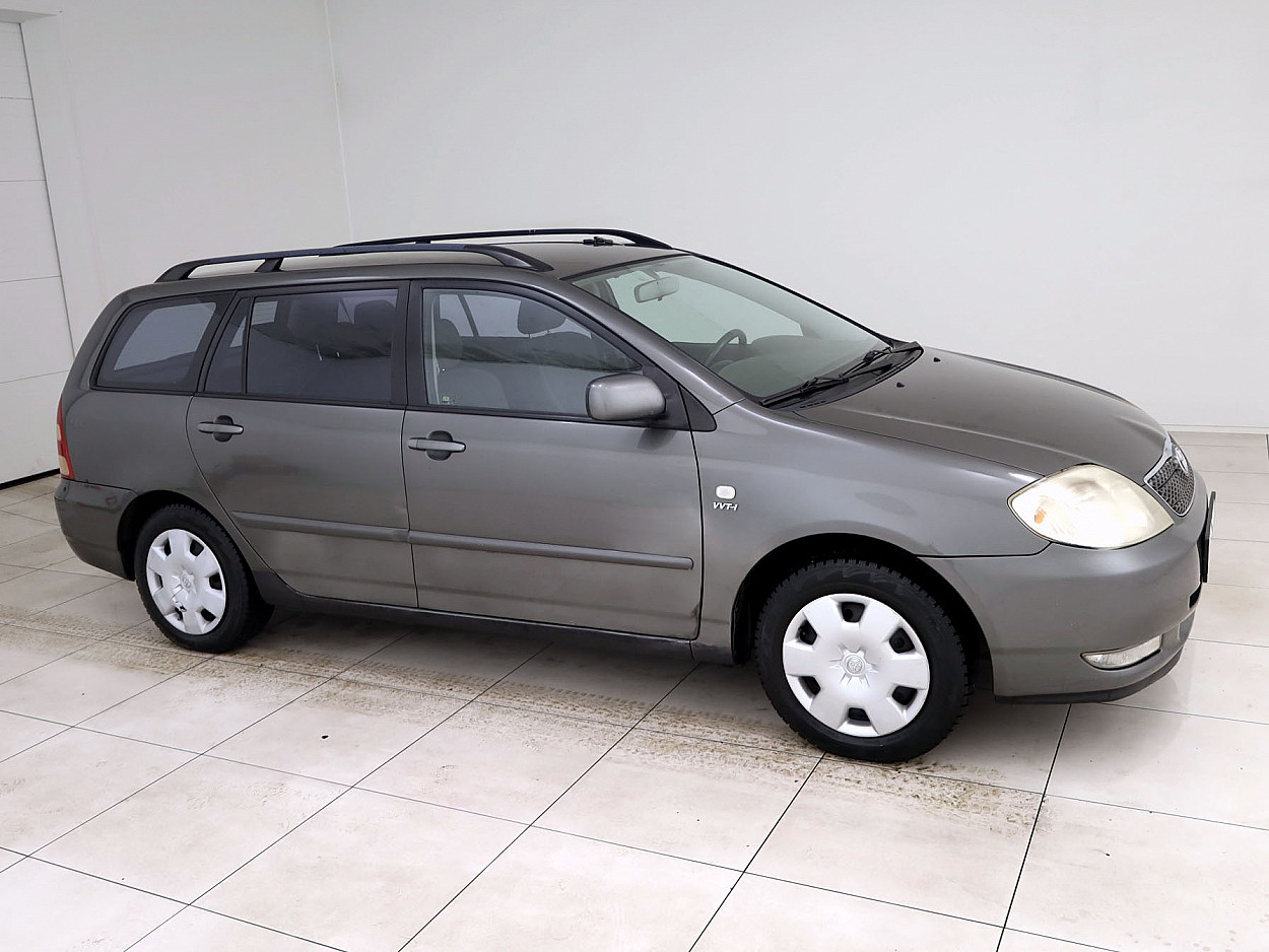 Toyota Corolla Comfort 1.6 81 kW - Photo 1