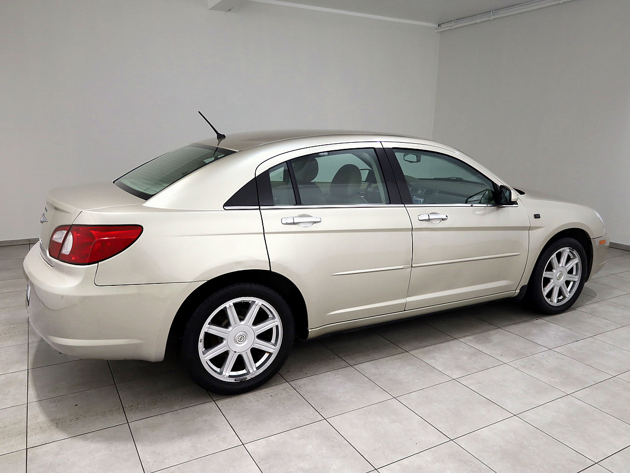 Chrysler Sebring Luxury ATM 2.4 125 kW - Photo 3