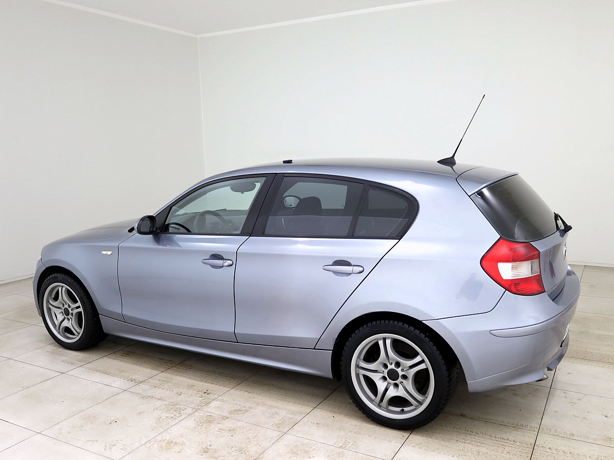 BMW 120 Business ATM 2.0 D 120 kW - Photo 4