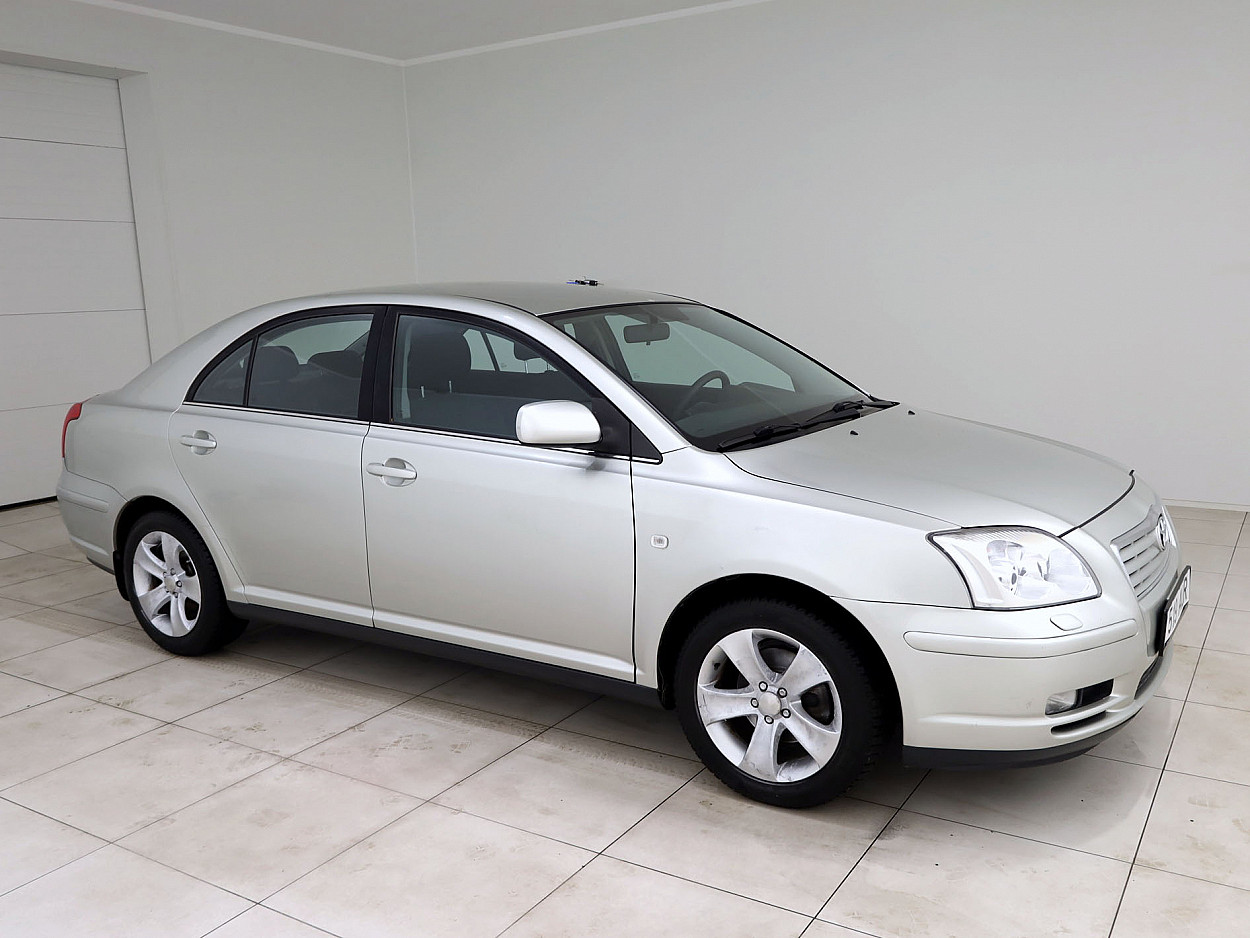 Toyota Avensis Linea Sol 1.6 81 kW - Photo 1