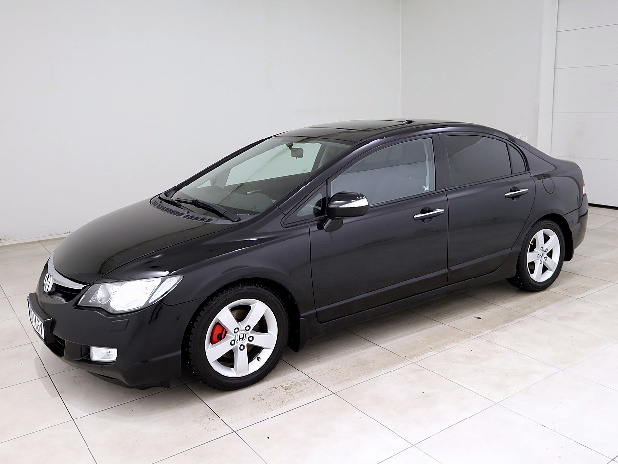 Honda Civic Elegance ATM 1.8 103 kW - Photo 2