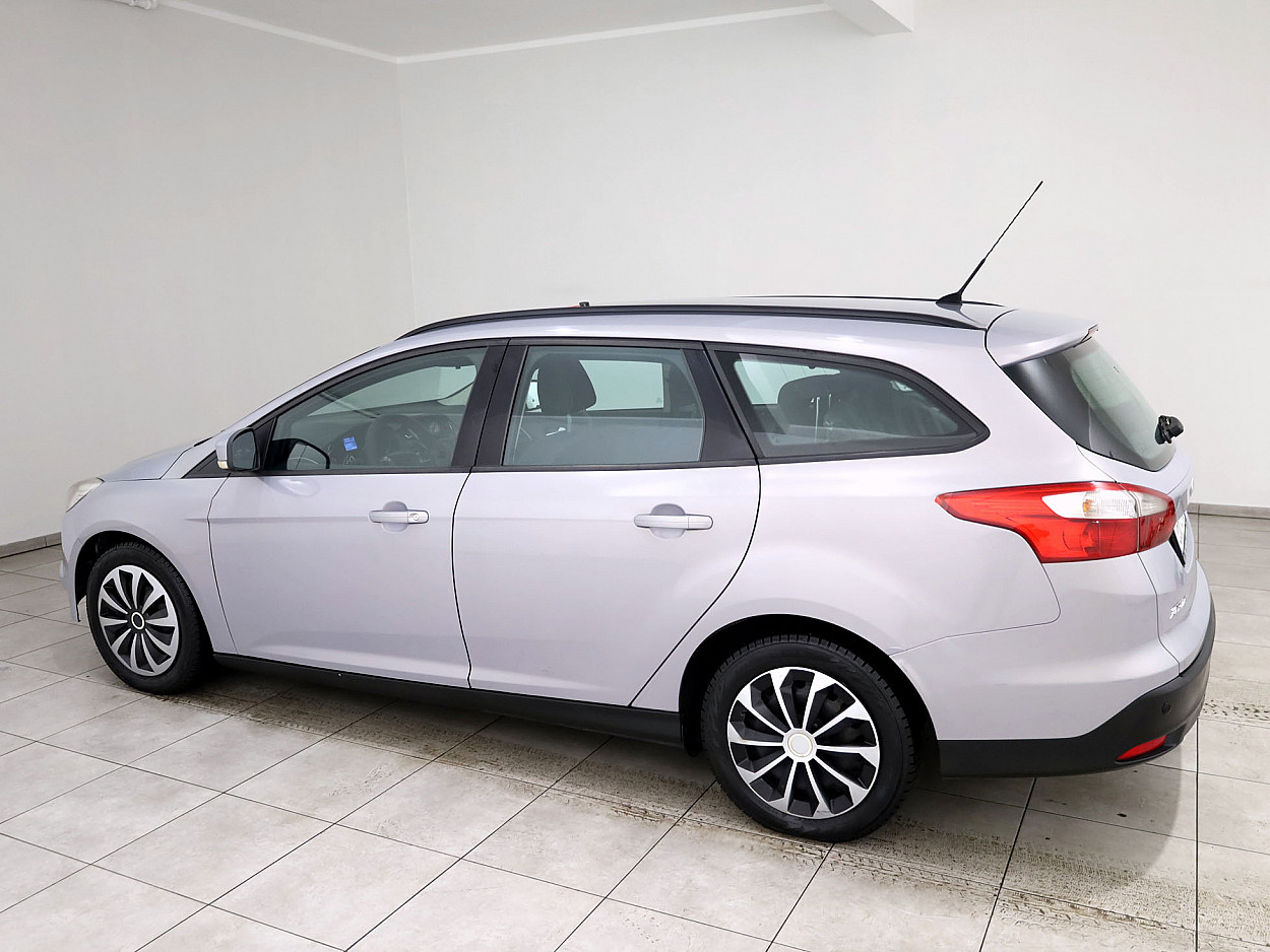 Ford Focus Comfort Facelift 1.6 TDCi 85 kW - Photo 4