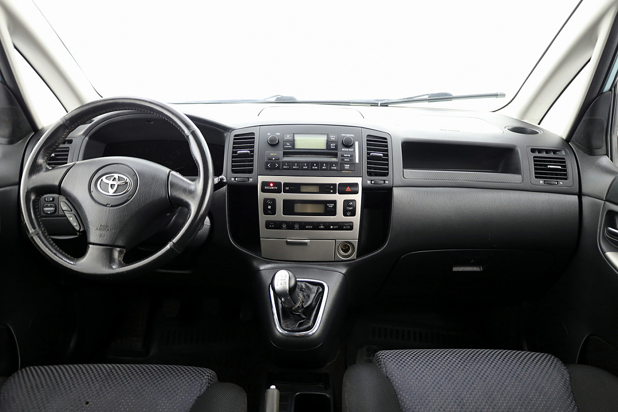 Toyota Corolla Verso Linea Sol 1.6 81kW