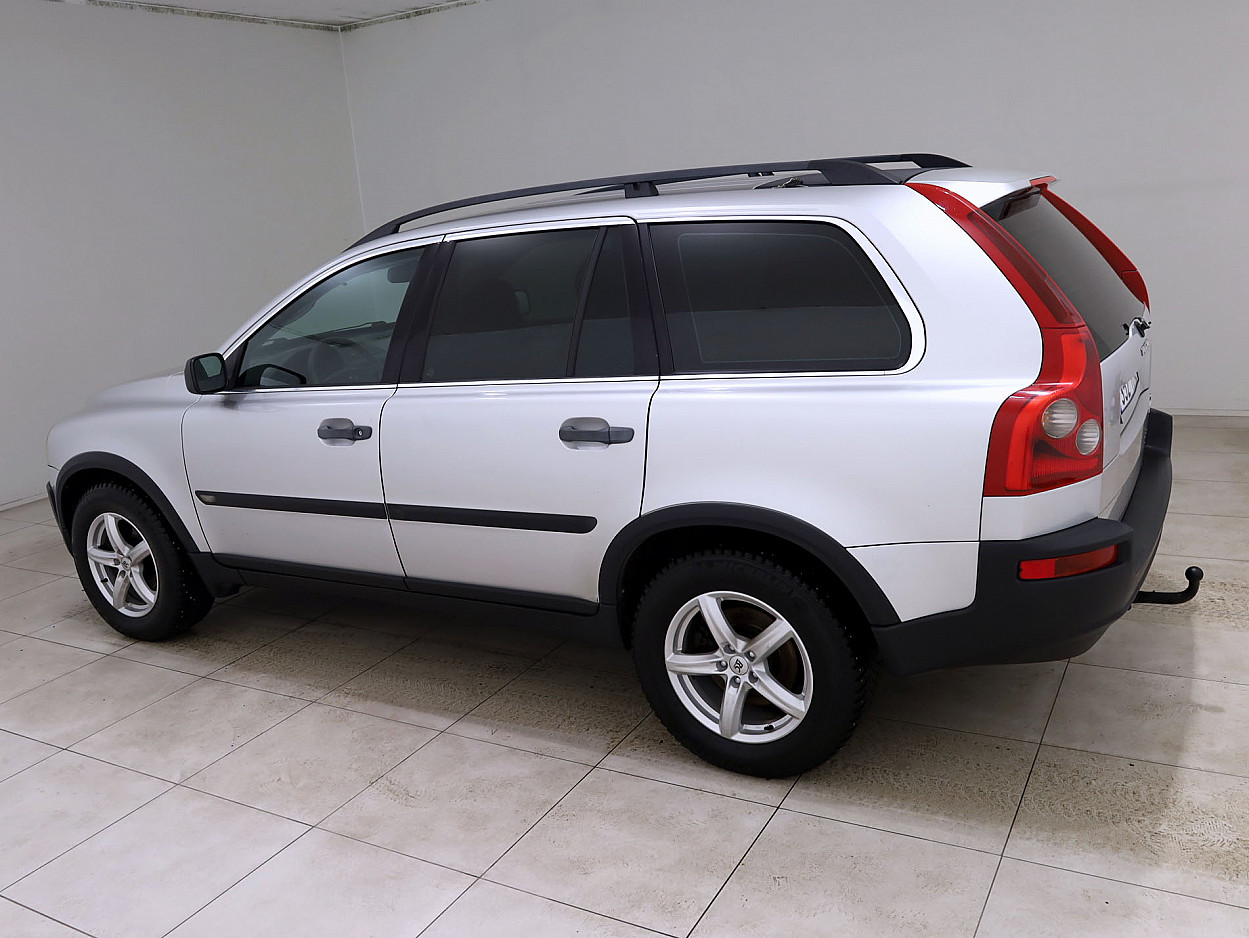 Volvo XC90 Summum ATM 2.4 D5 120 kW - Photo 4