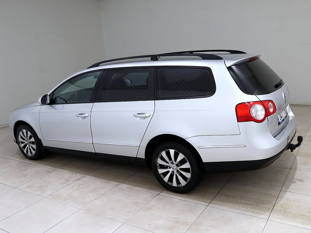 Volkswagen Passat Variant Facelift 1.9 TDI 77 kW - Photo 4