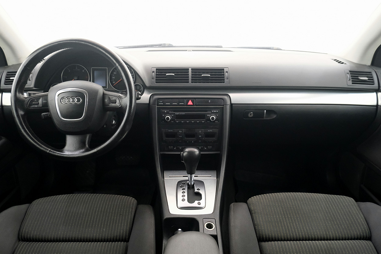 Audi A4 S-Line ATM 2.0 TDI 103 kW - Photo 5