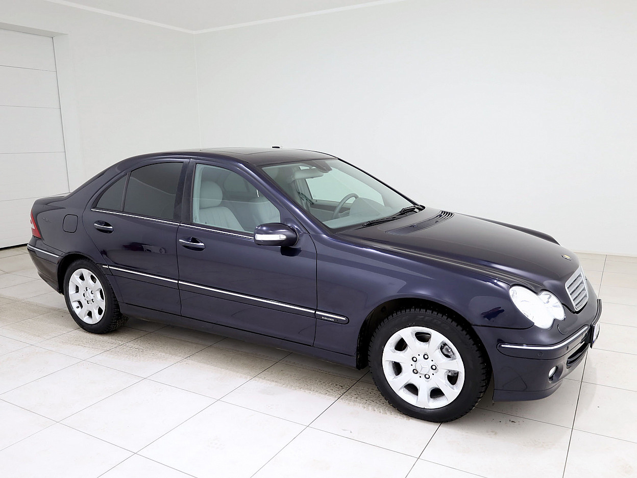 Mercedes-Benz C 240 Elegance 4Matic 4x4 Facelift ATM 2.6 125 kW - Photo 1