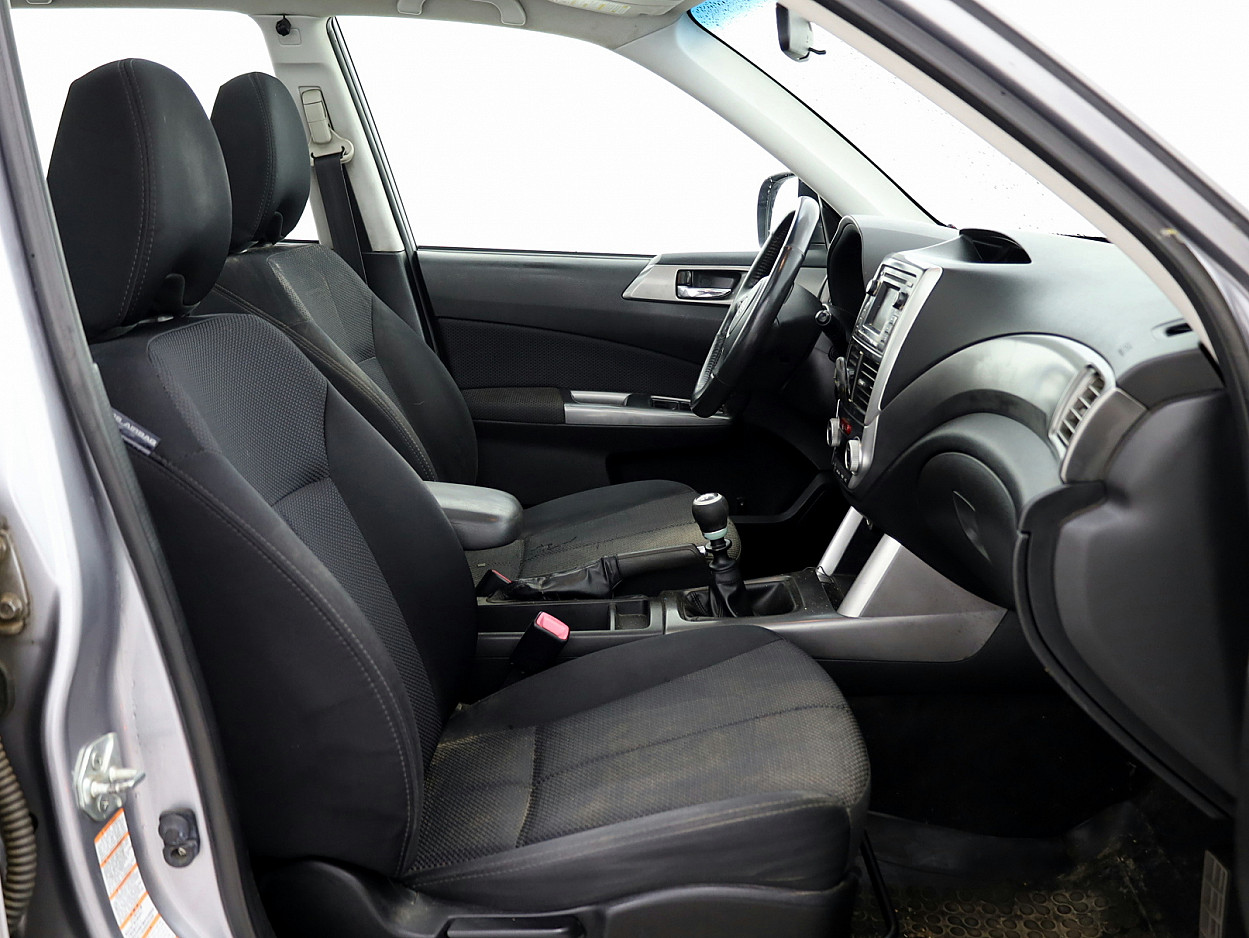 Subaru Forester Comfort 2.0 TD 108 kW - Photo 6