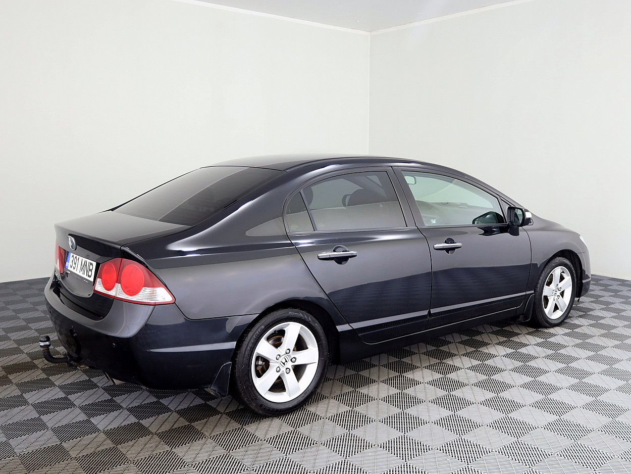 Honda Civic Elegance Facelift 1.8 103kW