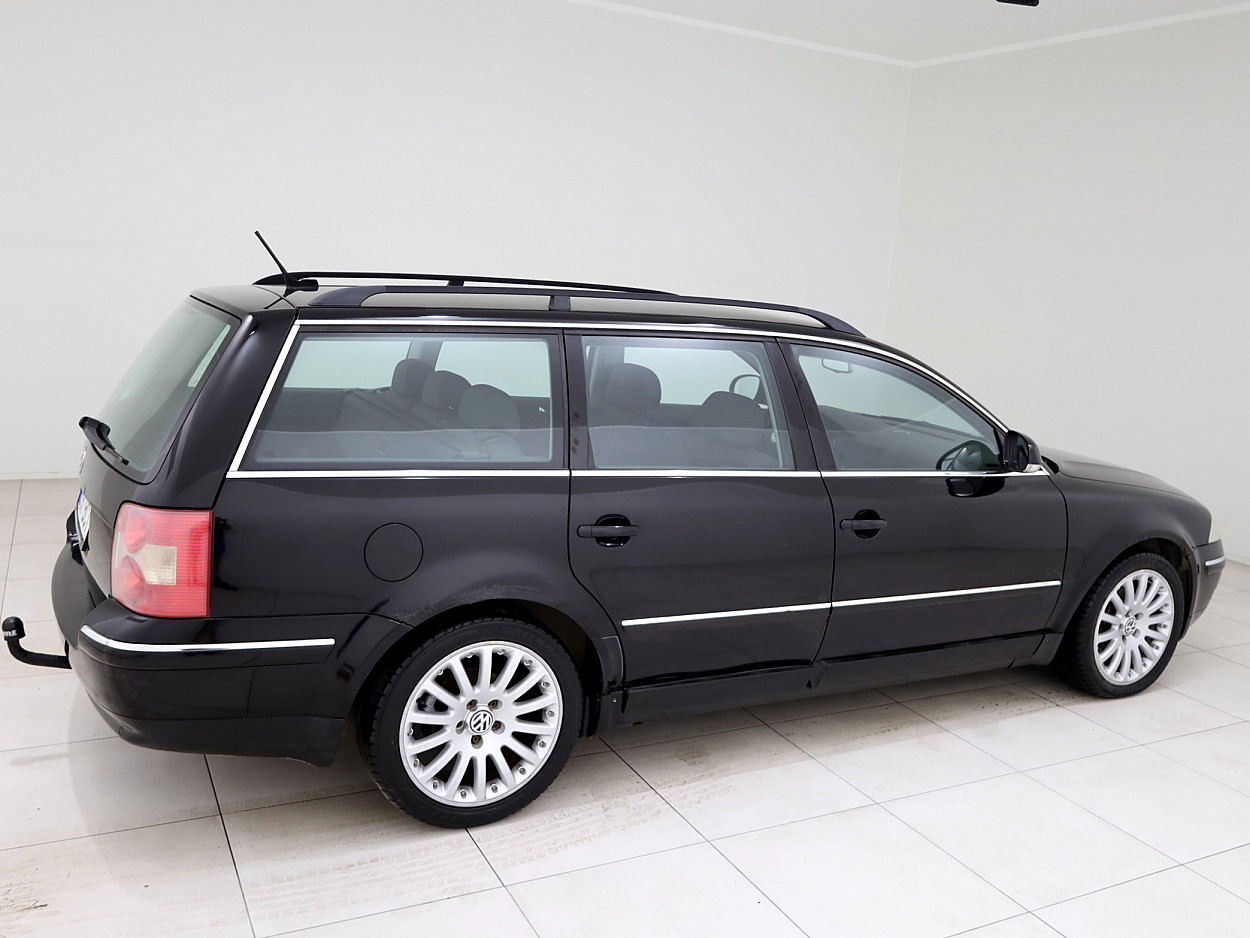 Volkswagen Passat 2.5 TDI 120 kW - Photo 3