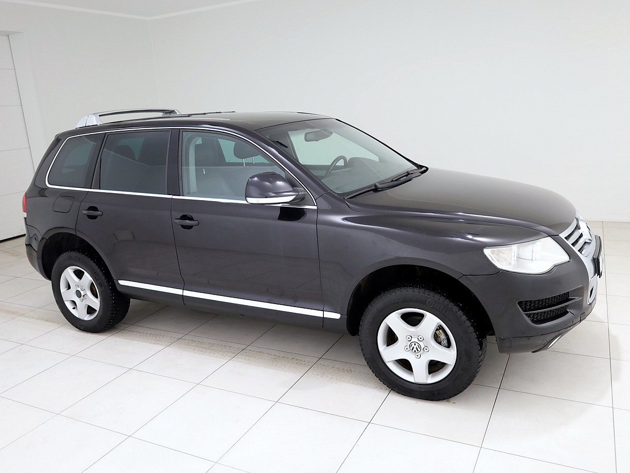 Volkswagen Touareg Highline Facelift ATM 2.5 TDI 120 kW - Photo 1