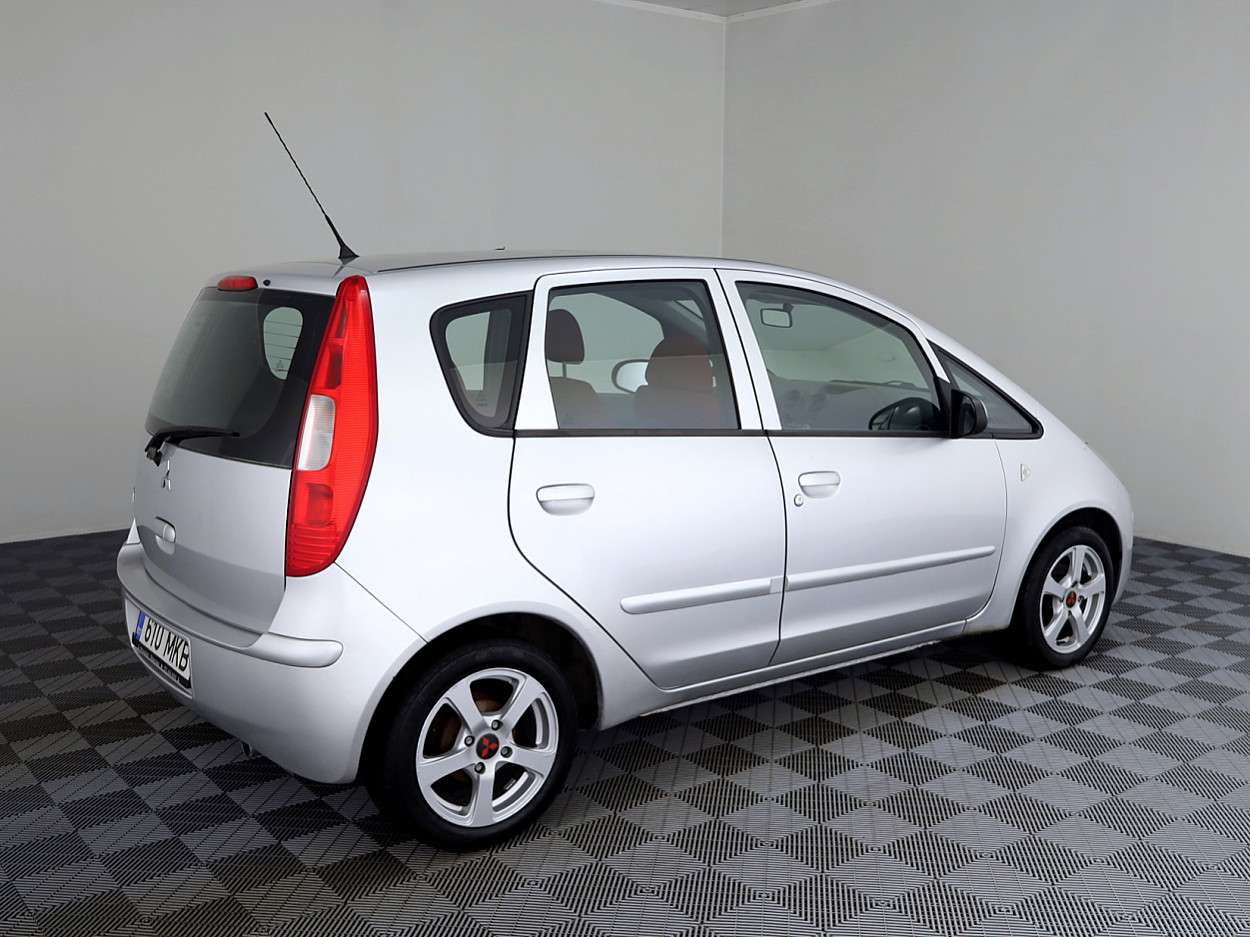 Mitsubishi Colt Elegance 1.3 70kW