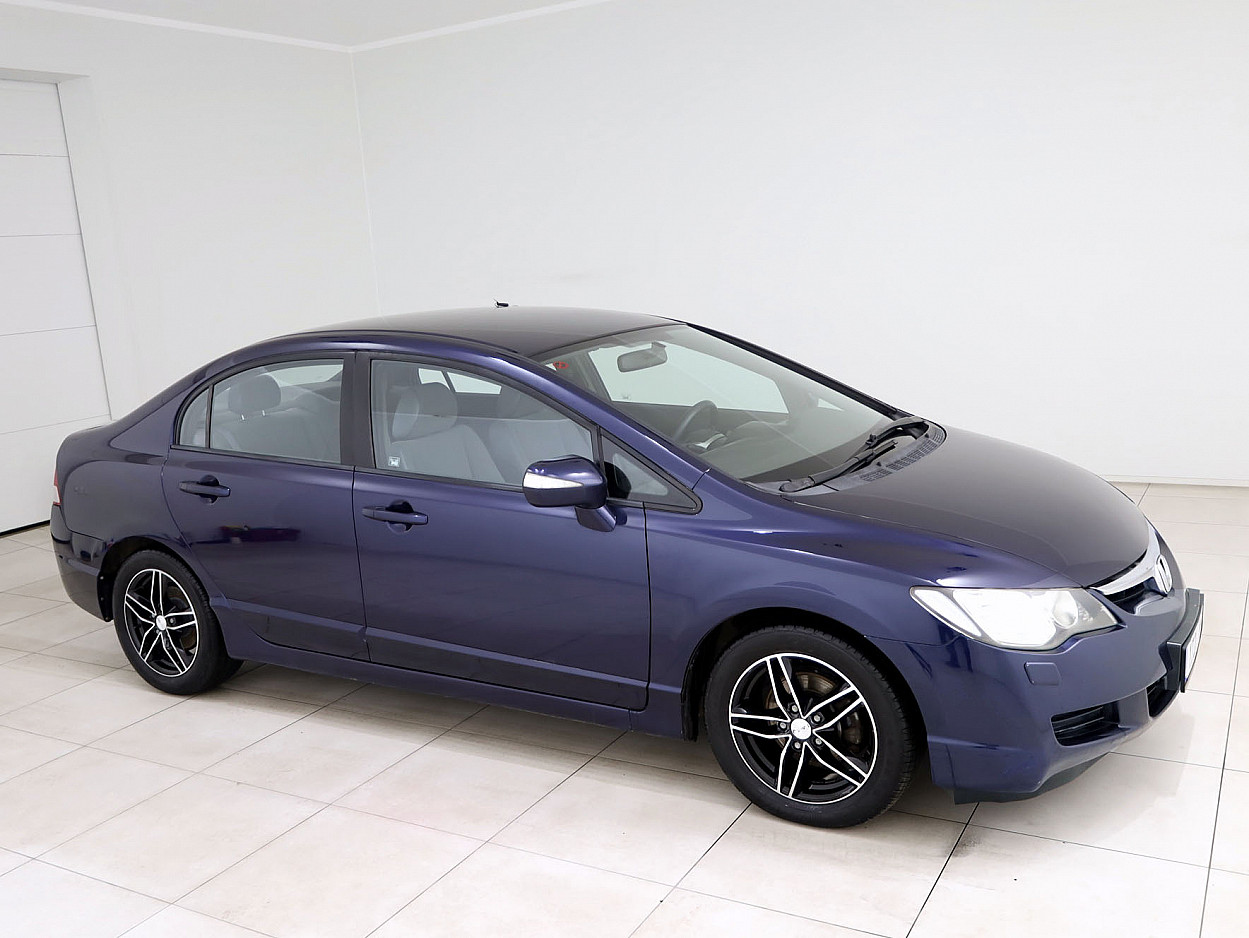 Honda Civic Elegance ATM 1.8 103 kW - Photo 1