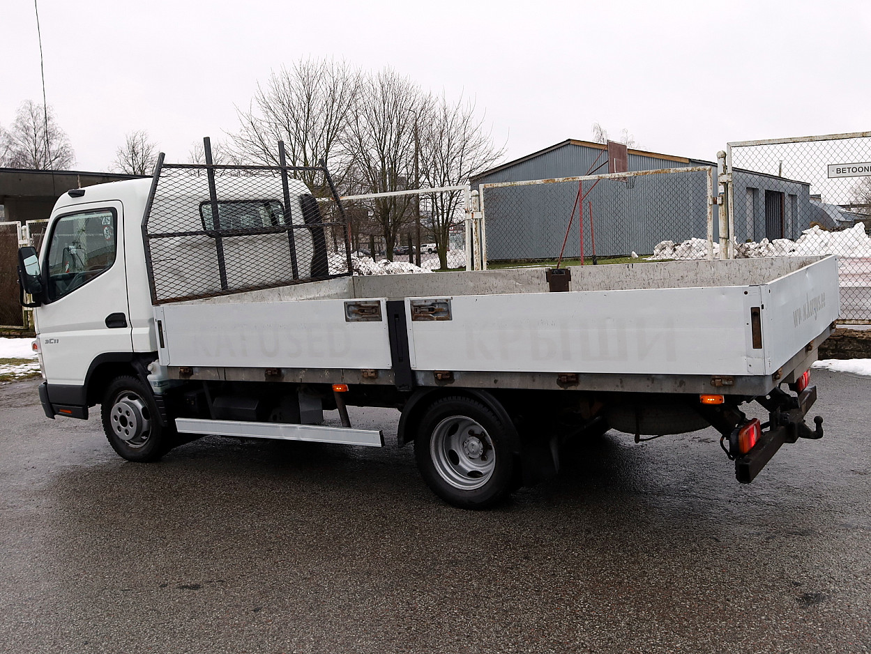 Mitsubishi Canter 3.0 Di-D 81 kW - Photo 4