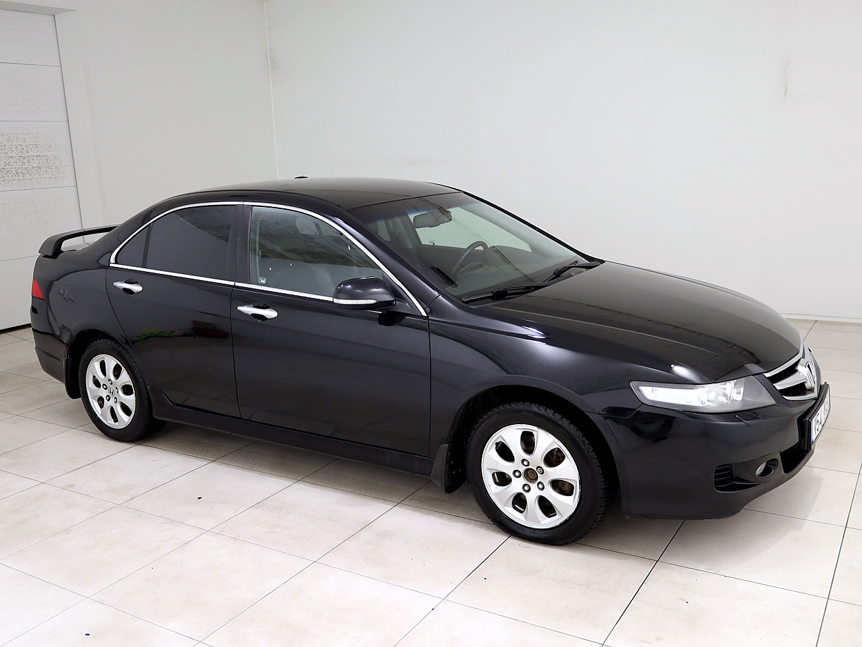 Honda Accord Elegance Facelift ATM 2.0 114 kW - Photo 1