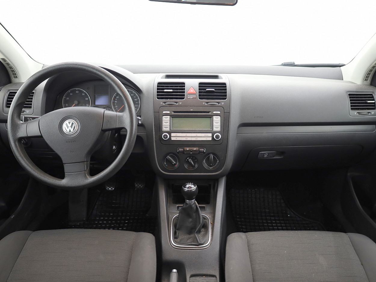 Volkswagen Golf Comfortline 1.6 75 kW - Photo 5