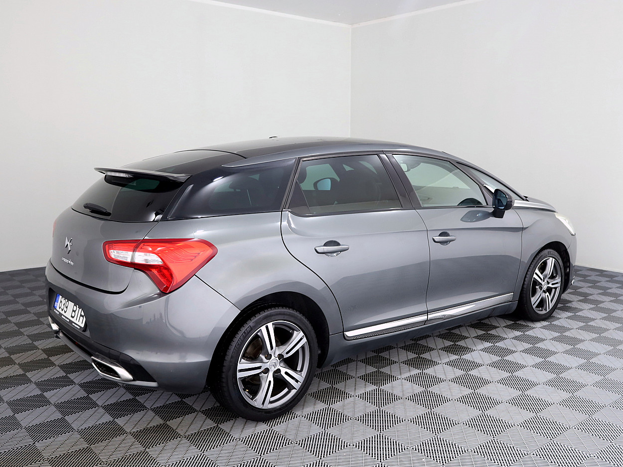 Citroen DS5 Luxury ATM 2.0 HDi 120kW