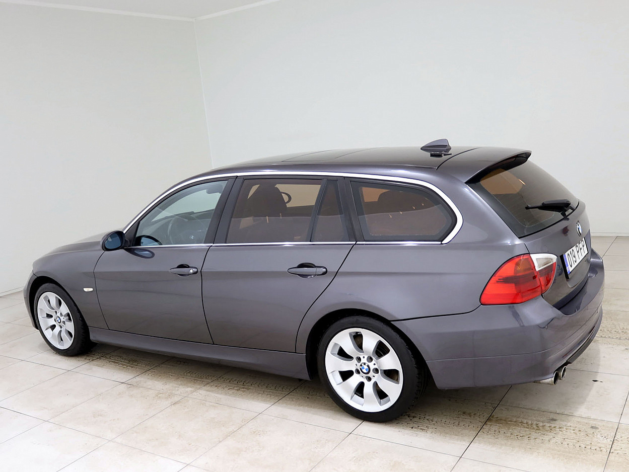 BMW 330 xDrive Sportpakett ATM 3.0 XD 170 kW - Photo 4