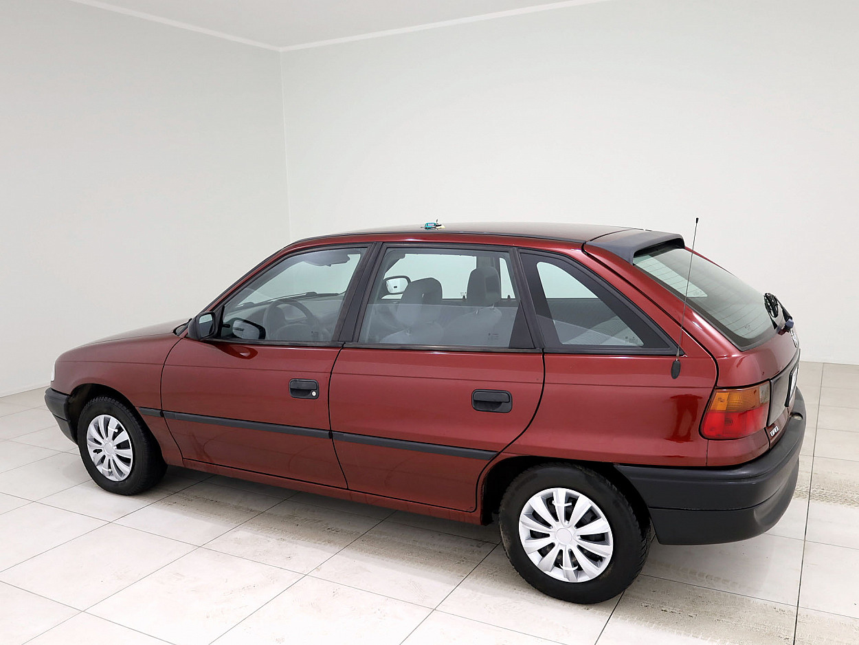 Opel Astra Youngtimer ATM 1.6 55 kW - Photo 4