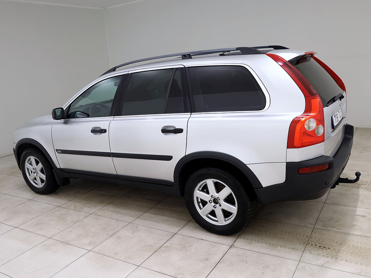 Volvo XC90 Summum ATM 2.4 D5 120 kW - Photo 4