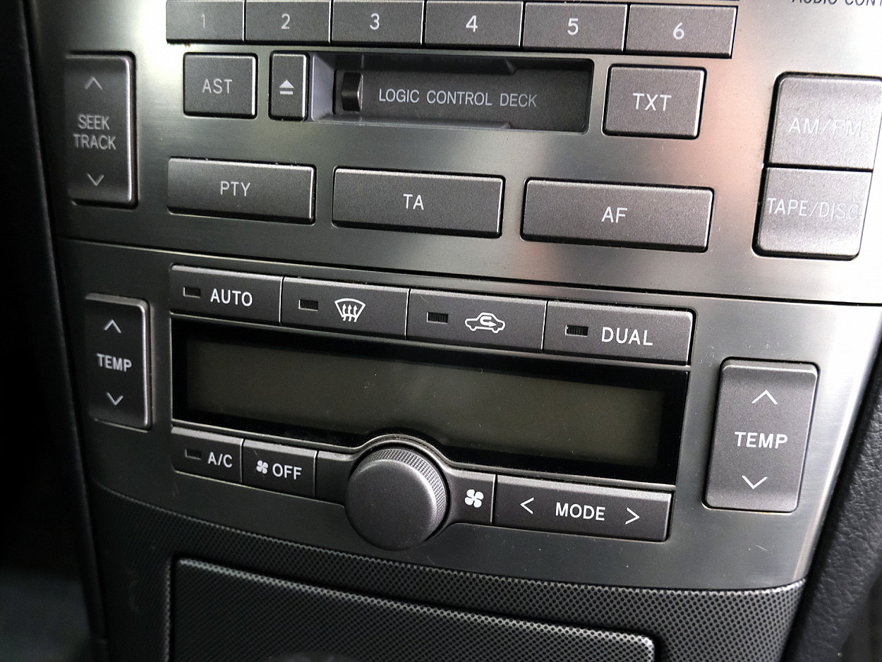 Toyota Avensis Linea Sol ATM 1.8 95 kW - Photo 8